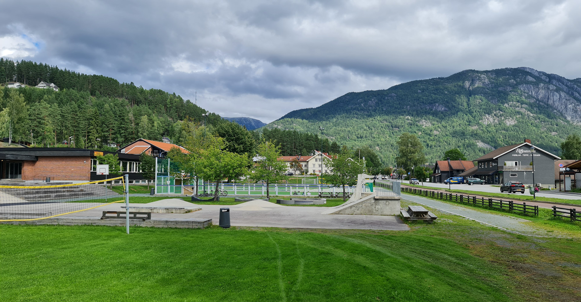 Lekeplass i sentrum-Banner-foto Geir Johansen.jpg