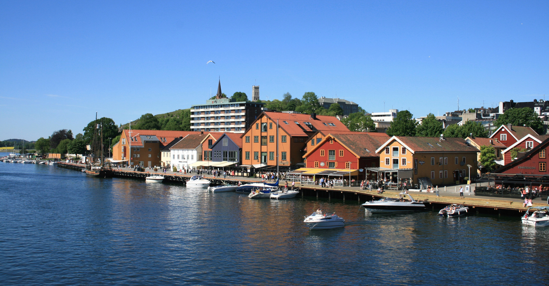 006 langs kaipromenaden-foto Geir Johansen.jpg