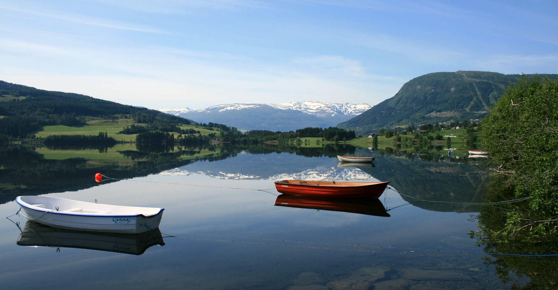 003 Lønavatnet ved Tvindefossen ved Voss - foto Geir Johansen.jpg