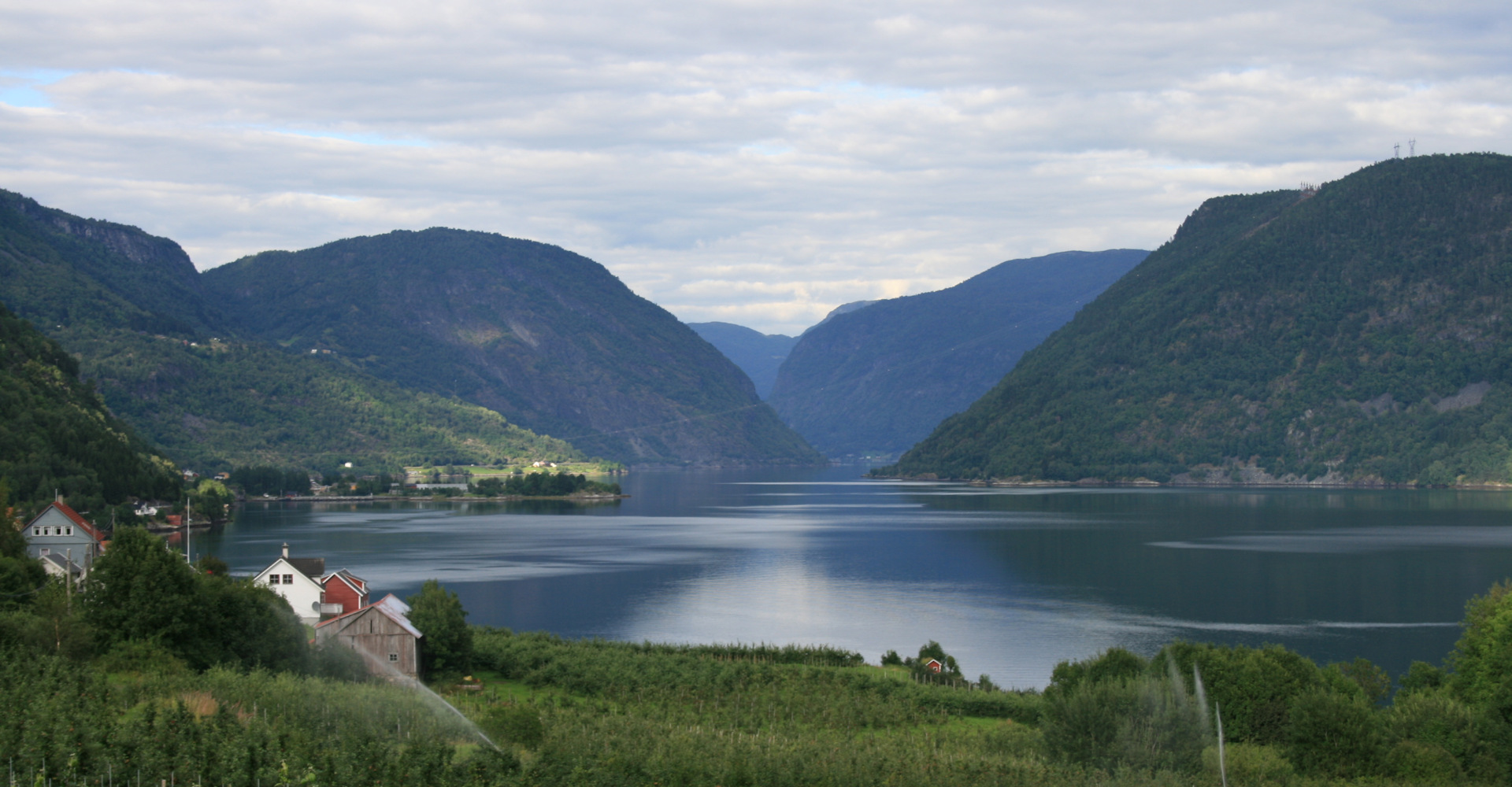 003 Fjærlandsfjorden - Foto Geir Johansen.jpg