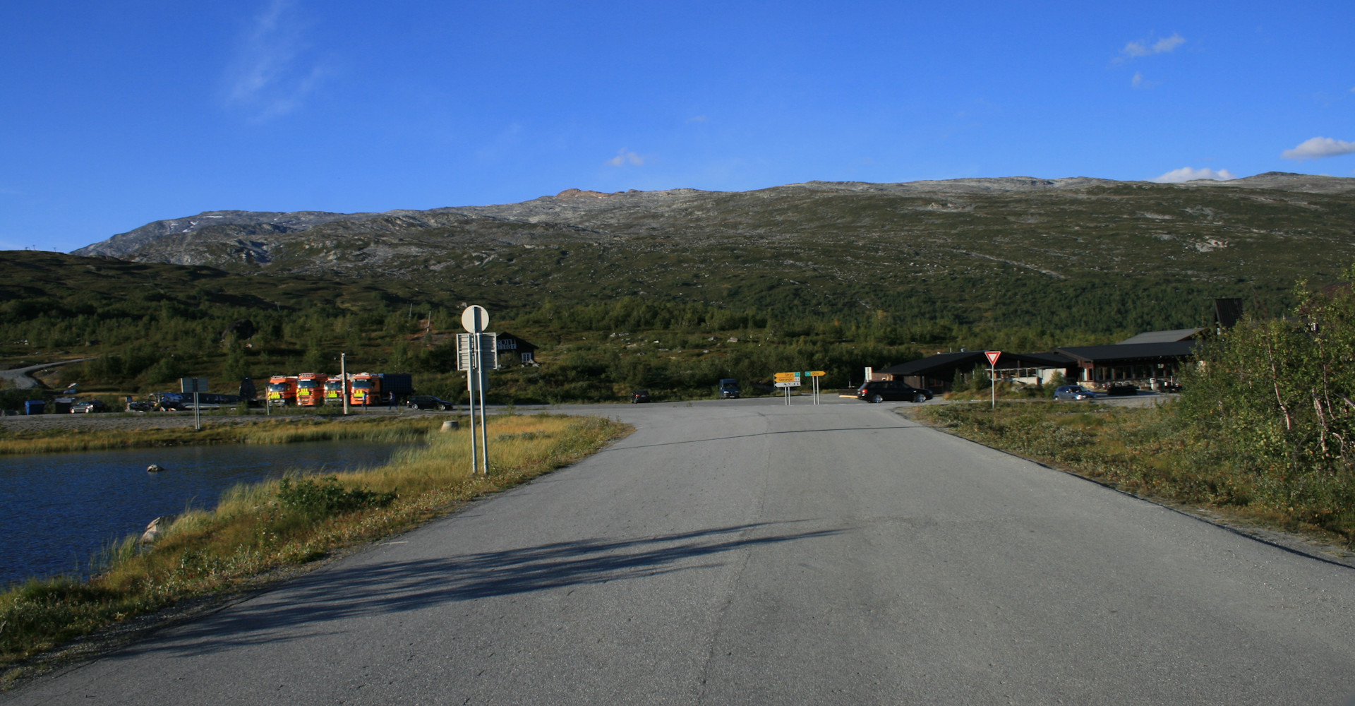 024 - Enden på Strynefjellsvegen ved krysset langs Rv15 ved Grotli - Foto Geir Johansen.jpg