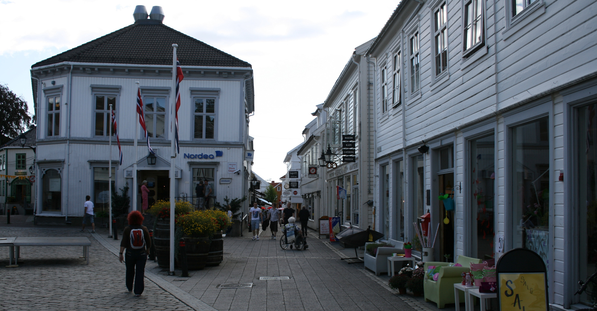 Grimstad 009 sentrumsgate ved torget- Foto Geir Johansen.jpg