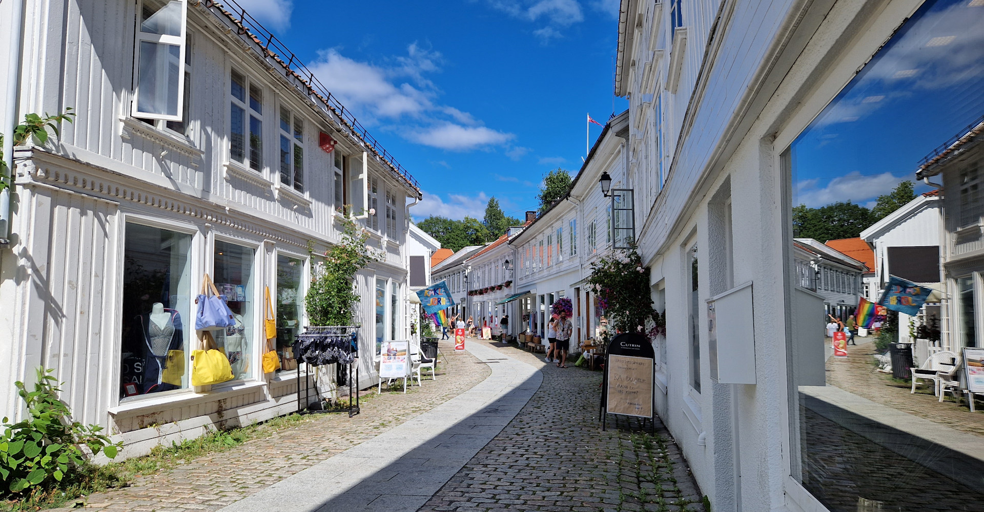 Fra_Tvedestrand_sentrum_05-oto- Maritta85.jpg