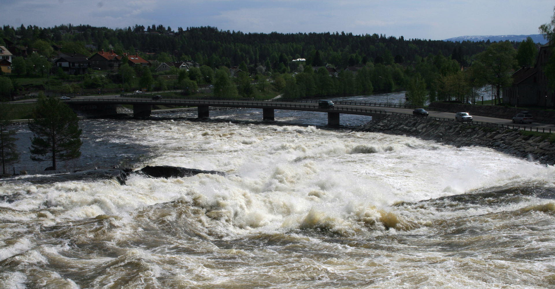 Kongsberg - Banner 012 Vågen i opprør - foto Geir Johansen.jpg