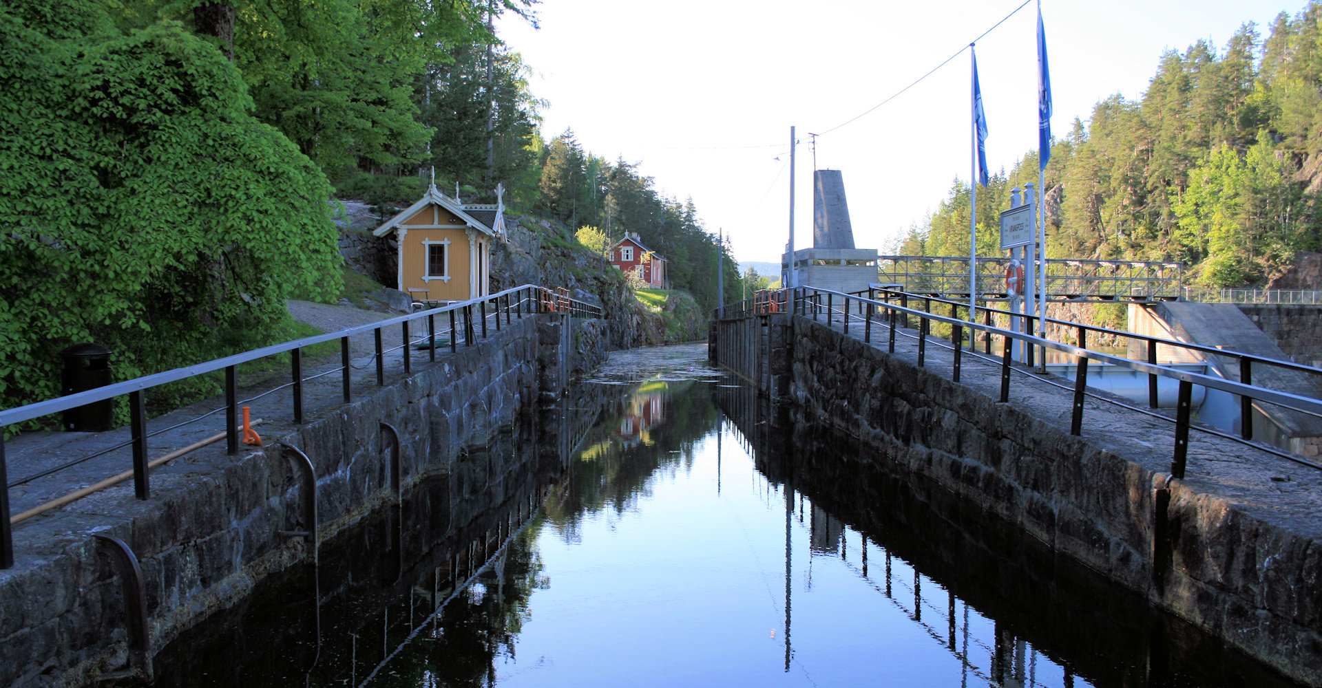 003 Vrangfoss Sluser - Foto Geir Johansen.jpg