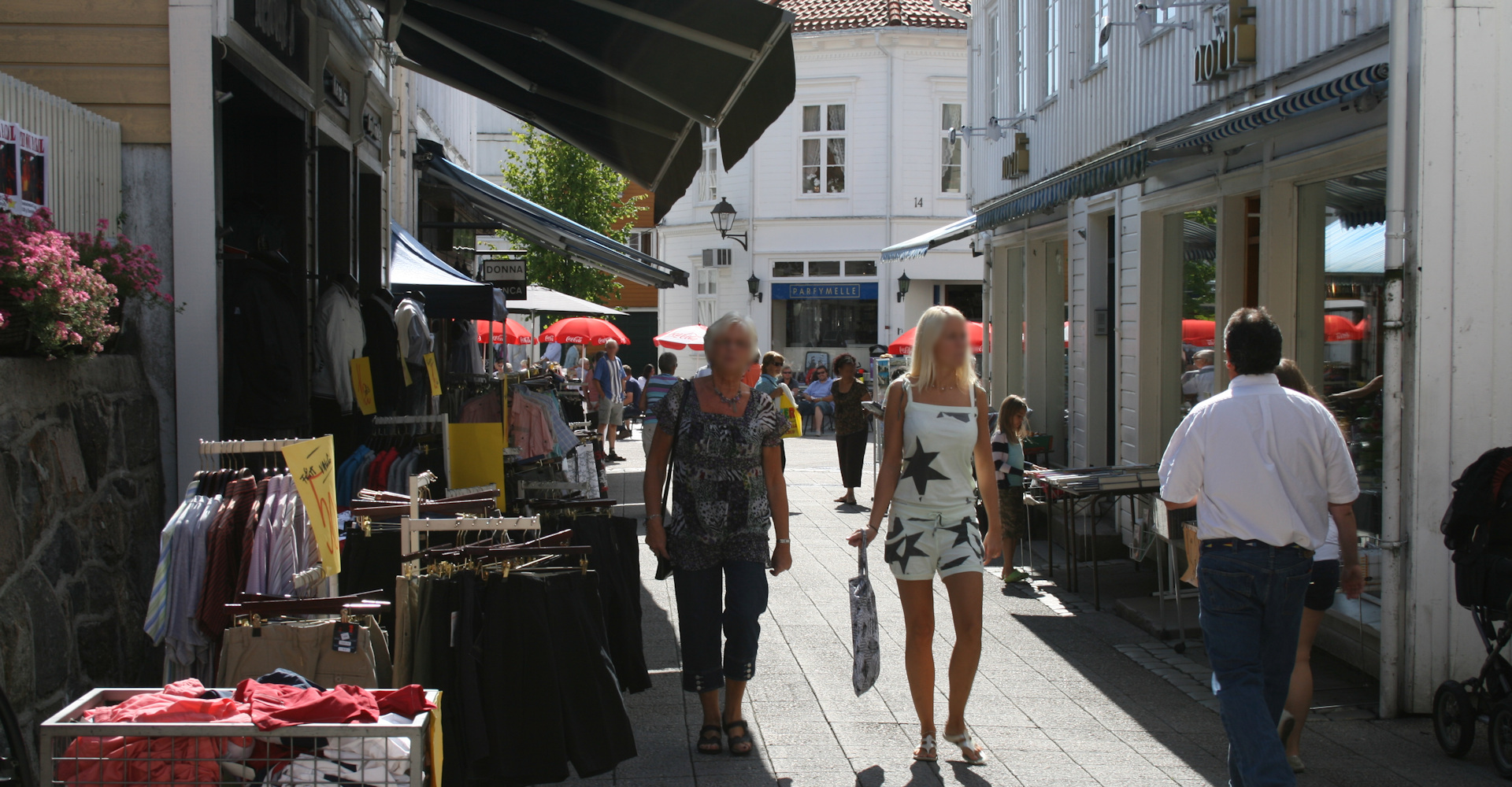 Grimstad 006 1 sentrumsgate ved torget- Foto Geir Johansen.jpg