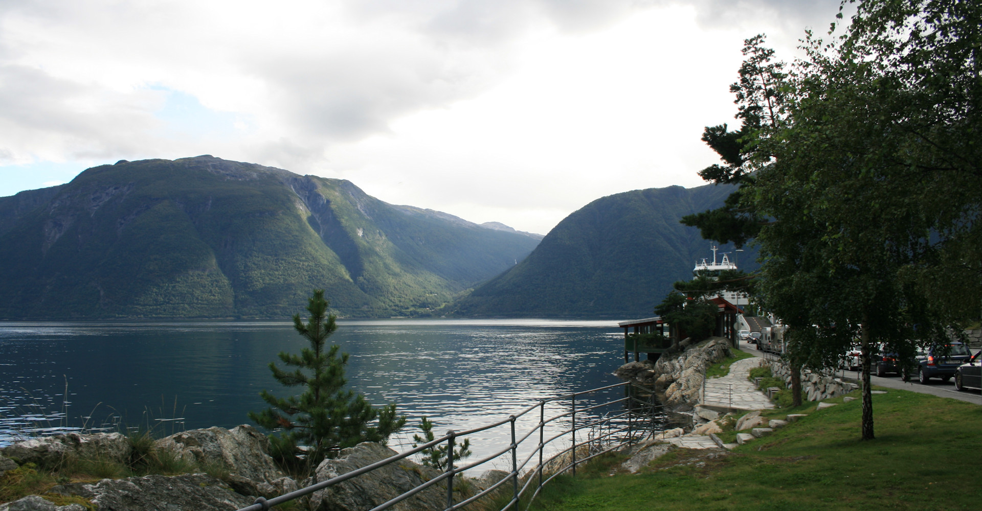 017 Sognefjorden-Ferga over mot Lærdal- Foto Geir Johansen.jpg