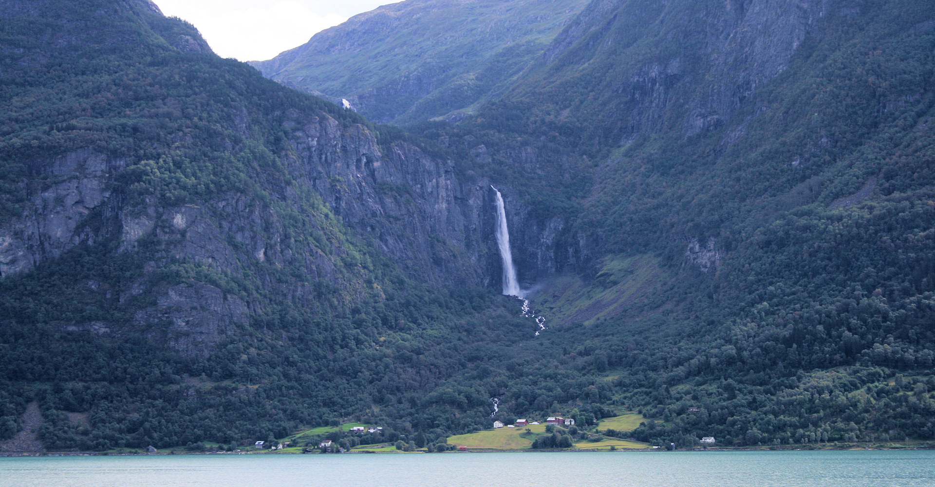 001 Feigefossen - foto Geir Johansen.jpg
