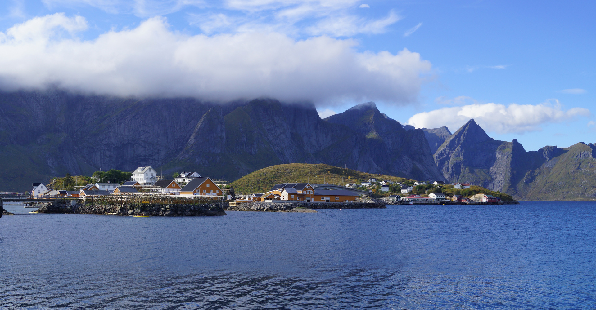 034 Lofoten - Sakrisøy 2 - foto Geir Johansen.jpg