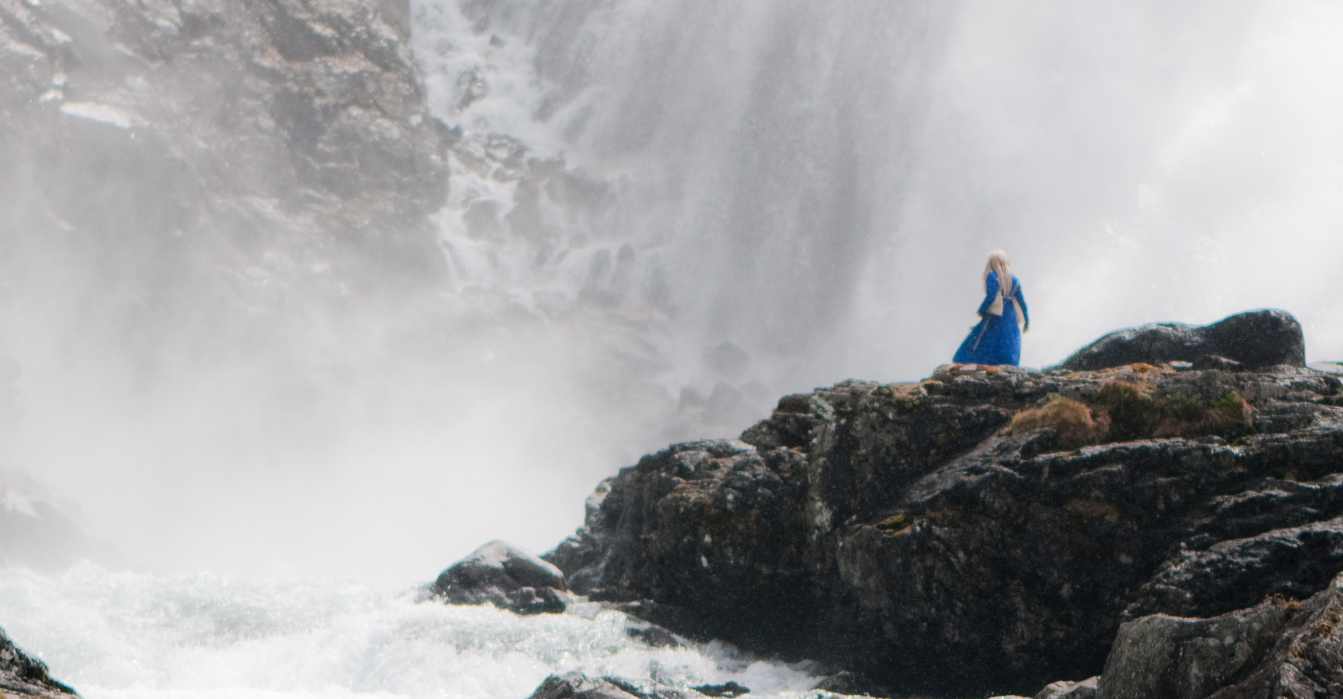 006 Huldreshow ved Kjosfossen - foto Björn Söderqvist.jpg