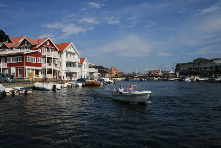 Utsikt mot indre havn og havnepromenadene-foto Geir Johansen.jpg