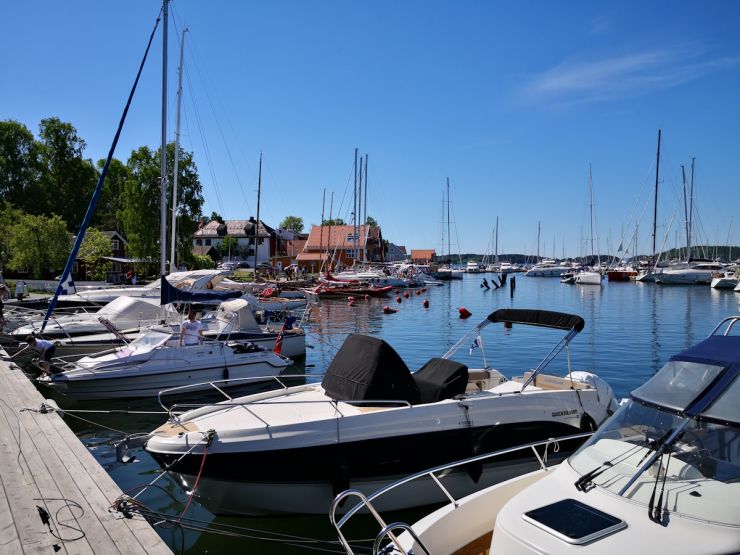 Son langs havnen og kaipromenaden-Forsidebilde-foto Geir Johansen.jpg